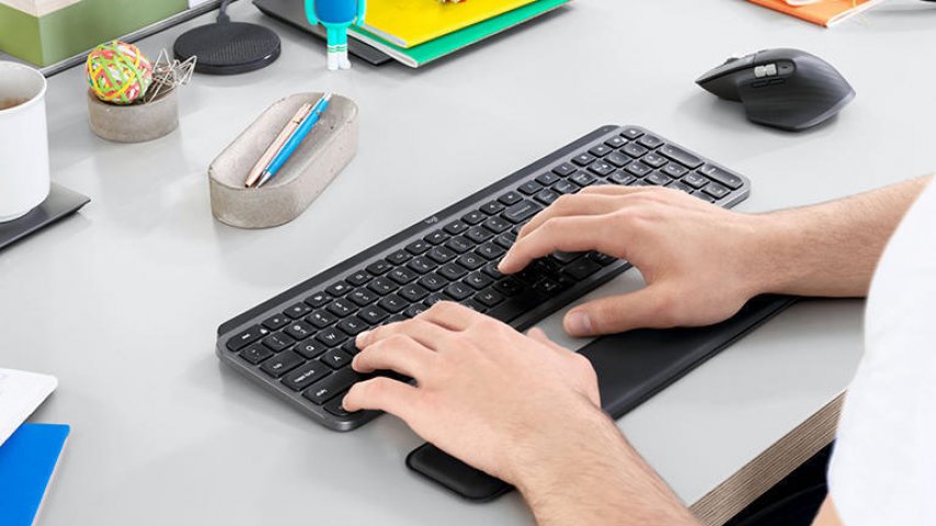 Logitech Yeni Kablosuz Mouse ve Klavyesini Tanıttı