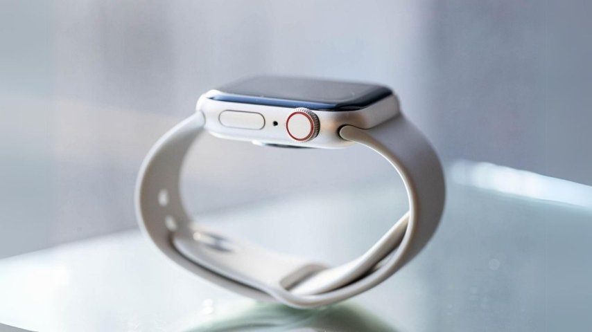 Apple Watch SE'nin Plastik Kasa Versiyonu Yolda