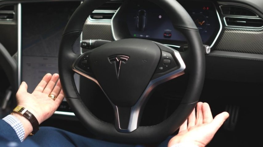 Tesla Volvo Otomatik Sürüş Sistemlerinin Güvenlik Etkileri: Zafiyet Yaratıyor mu?