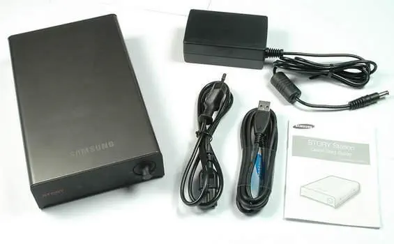 SAMSUNG 1 TB 3.5″ USB 3.0 TAŞINABİLİR HARDDİSK