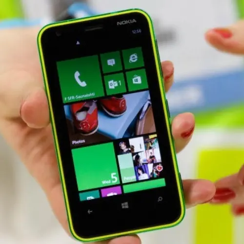 Nokia Lumia 620 Yeşil