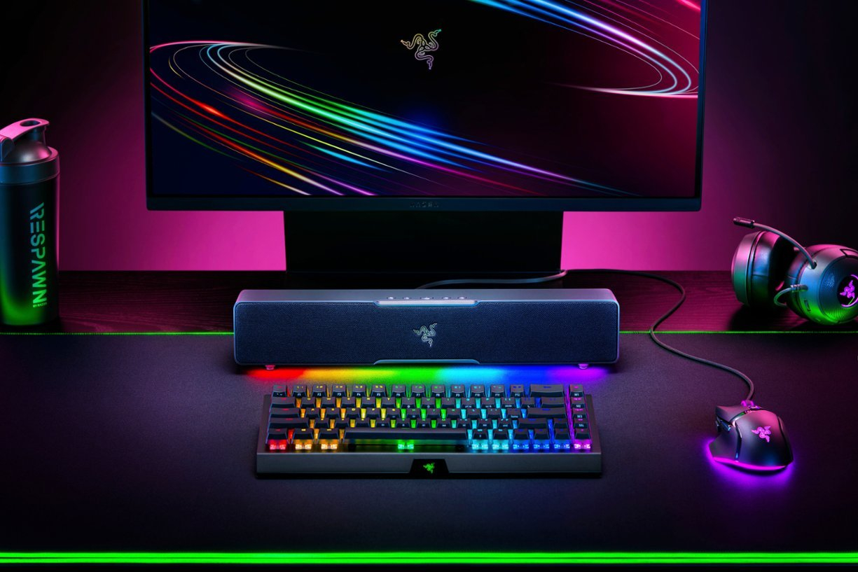 Razer Leviathan V2 RZ05-03920100-R3G1 Siyah Gaming Soundbar