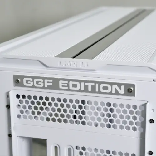 Lian Li V3000 Plus Beyaz Full-Tower E-ATX Gaming (Oyuncu) Kasa (G99.V3000PW.00)